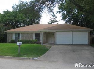 1908 Leighton Dr, Arlington, TX 76015