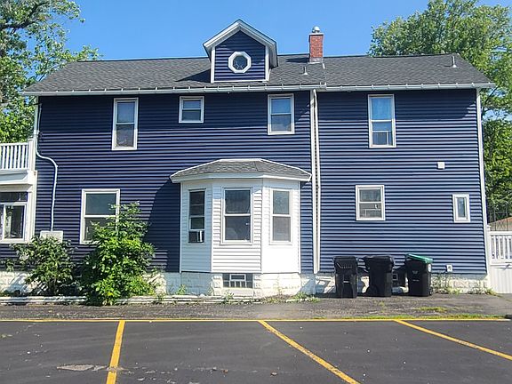 5th image of 131 William St #1