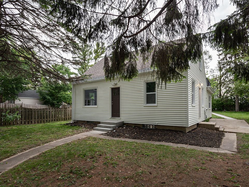 2nd image of 4048 Glenway Ct