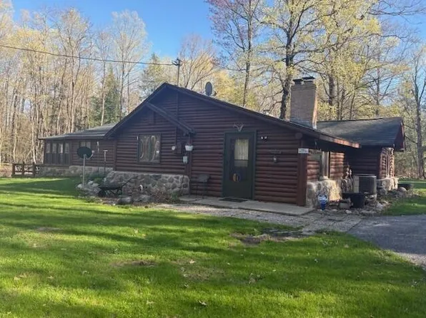 773 Forteen Mile Rd, Marion, MI 49665