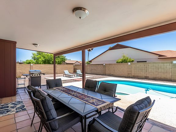 Comfortable home with many amenities