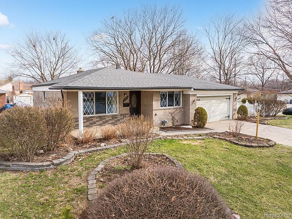 2nd image of 5121 McKinley Rd