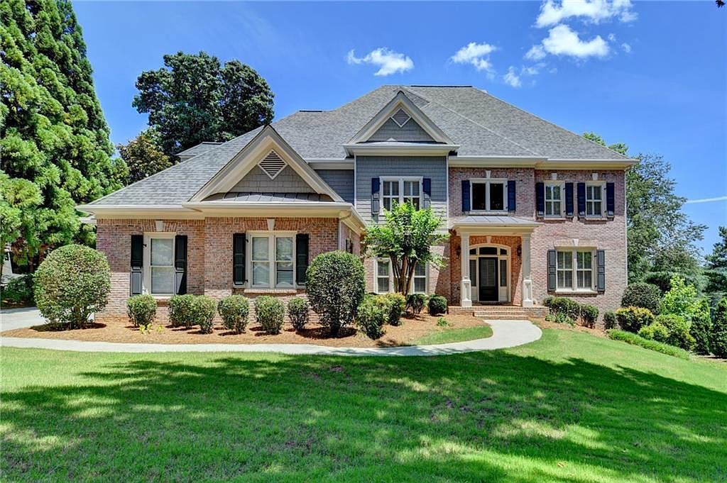 6940 Laurel Oak Dr