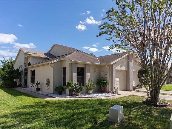 2nd image of 12111 Augusta Woods Cir