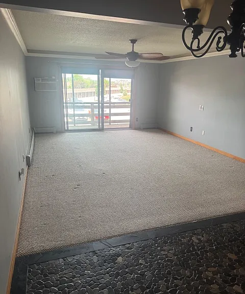 4407 Wilshire Blvd #206 — Photo 4