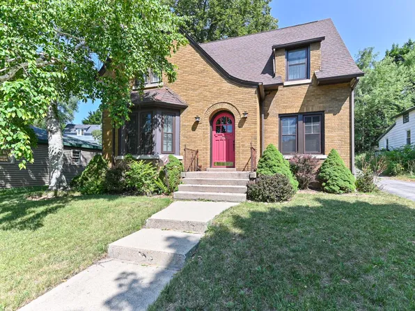 272 West State STREET, Burlington, WI 53105