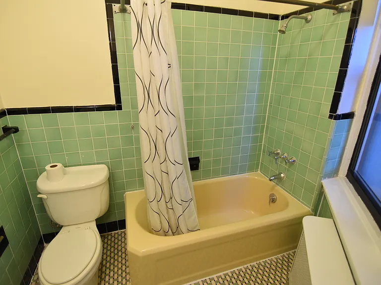 504 Beacon St #34 — Photo 4