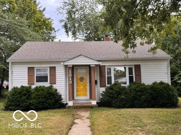1313 Monument St, Noblesville, IN 46060
