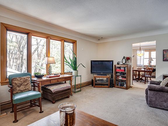 5th image of 1815 Pleasant Ave