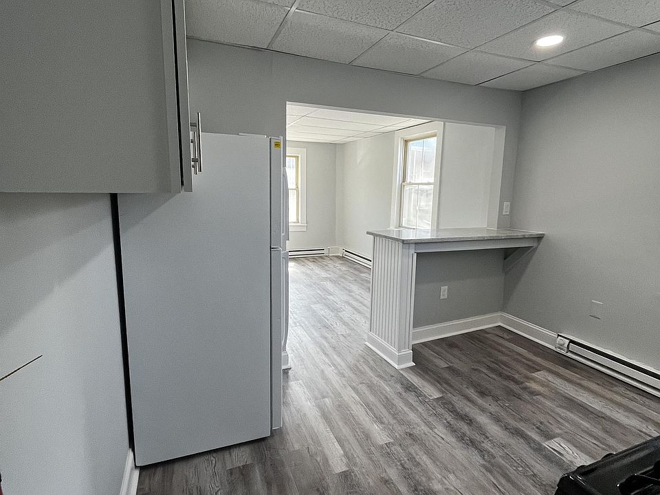 121 North Broad Street 2 Apartments Woodbury, NJ Zillow