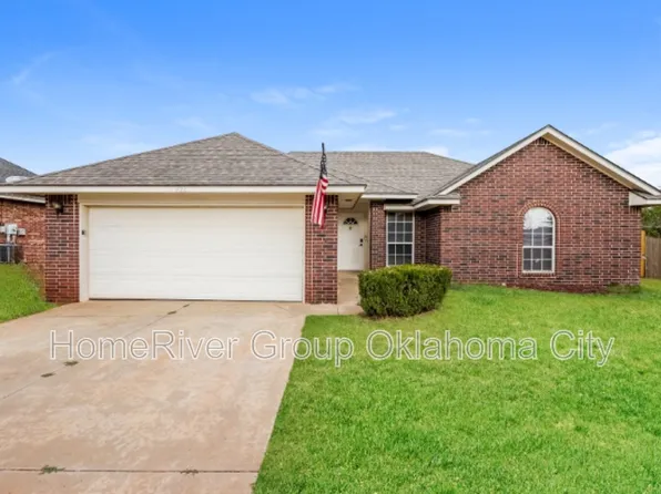 498 Timberidge Rd, Harrah, OK 73045