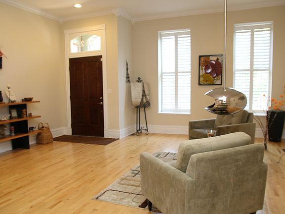 2nd image of 2622 Lafayette Ave