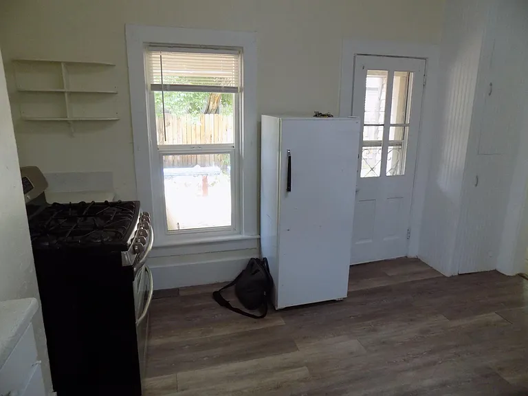 432 E Kiowa St — Photo 52