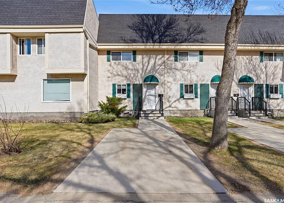 1st image of 7 Killarney WAY