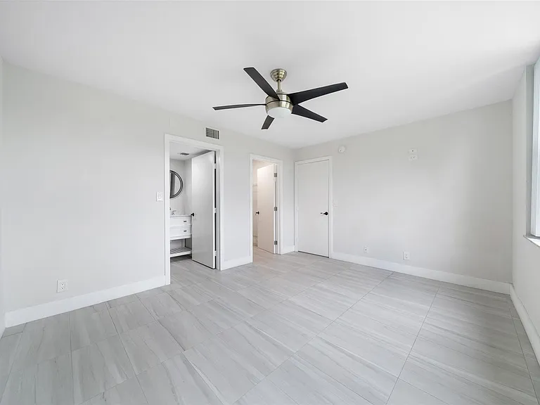 7350 NW 18th St #104 — Photo 17