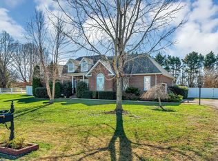 17 Favre Cir, Winchester, TN 37398