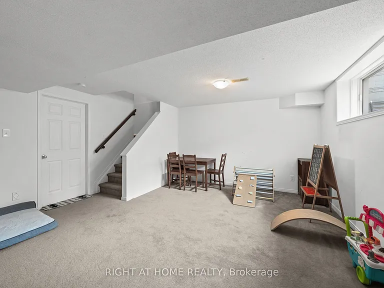 100 Lokoya St — Photo 36