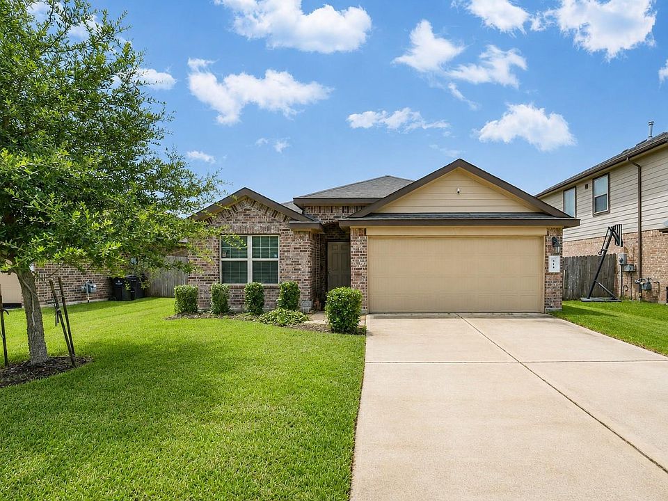 1st image of 614 Harvest Bluff Dr