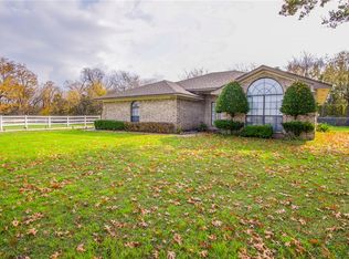 320 J L Brazzil Loop, Waco, TX 76705