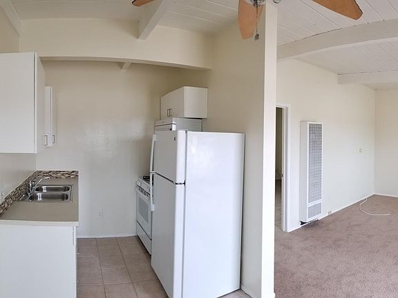 3rd image of 3992 Ingraham St APT B