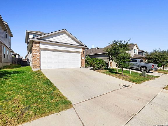 3rd image of 5139 Longhorn River