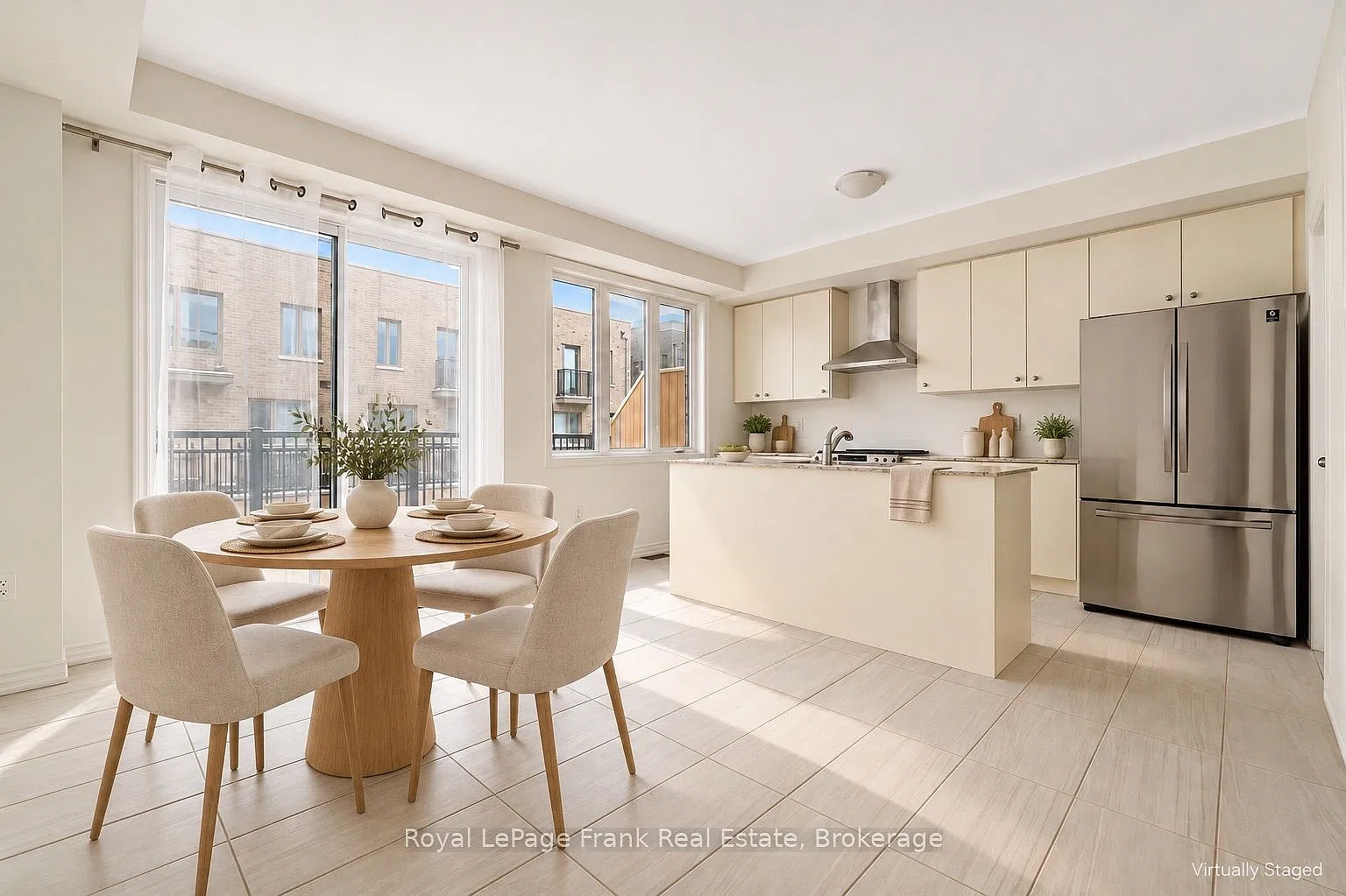 3 bed, $3,200 — Photo 3