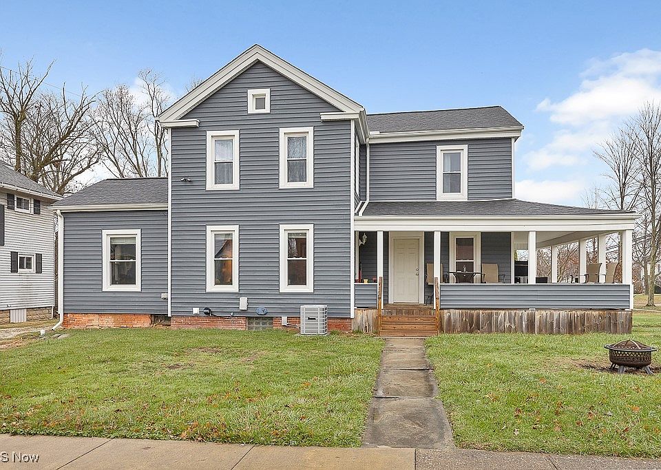 1st image of 203 N Elmwood Ave