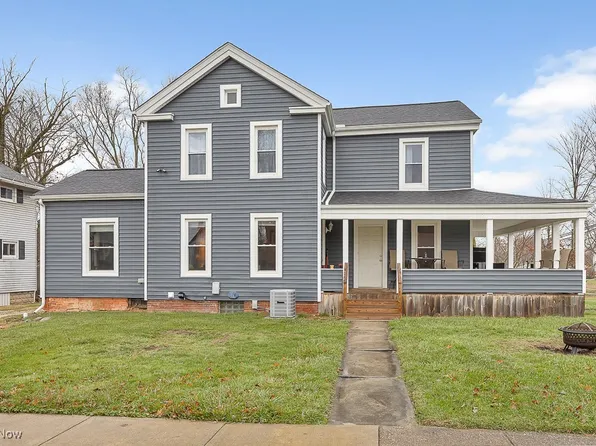 203 N Elmwood Ave, Medina, OH 44256
