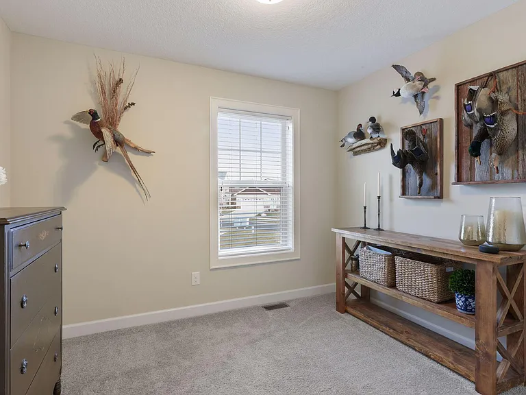 538 Tiffany Ln — Photo 14