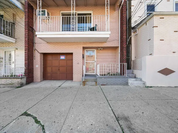 565 61st Street image 1 of 27