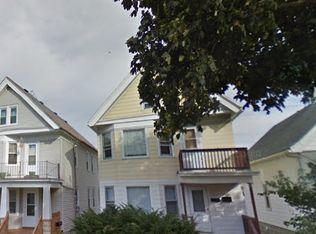 2654 S 12th St, Milwaukee, WI 53215