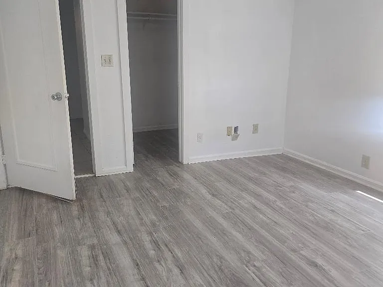 443 N Dallas Ave — Photo 9