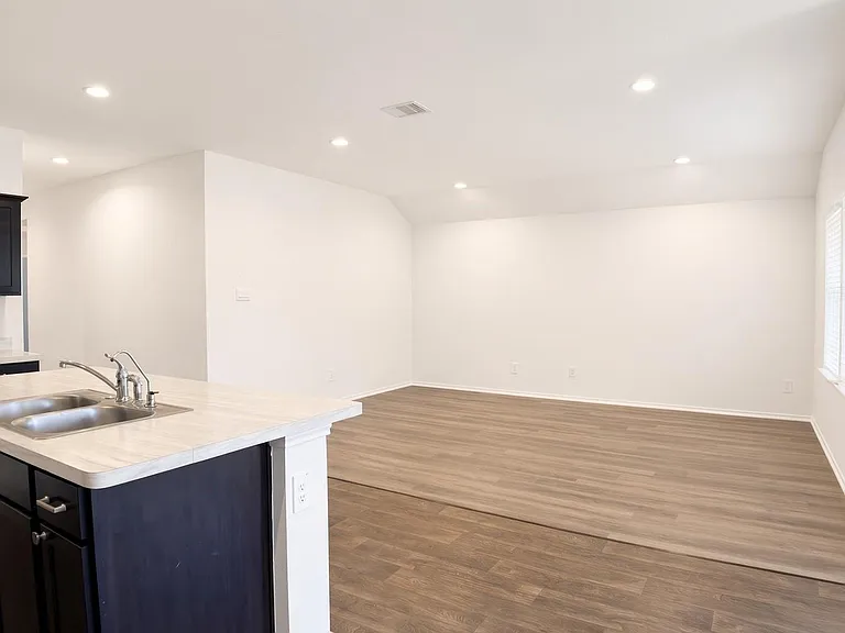 21610 Violet Ridge Rd — Photo 5