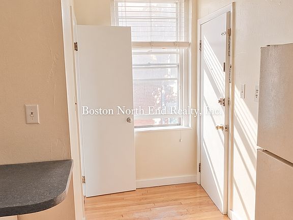 5th image of 92 N Margin St APT 2