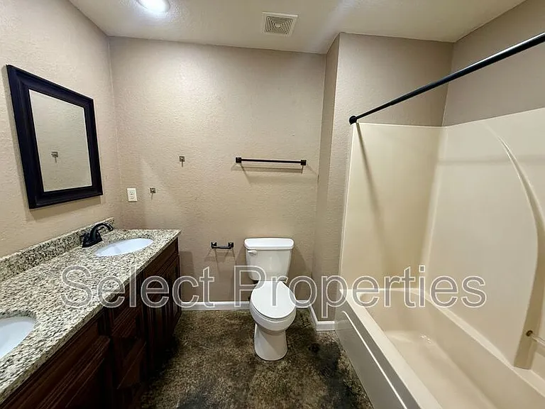 206 S Bernis St — Photo 7