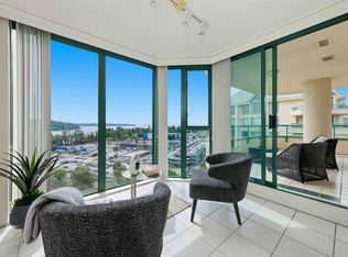 338 Taylor Way #18D, West Vancouver, BC V7T2Y1