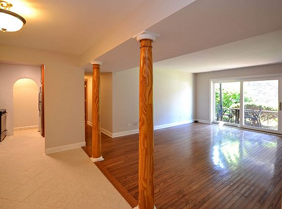 3rd image of 10308 Circle Dr APT 103