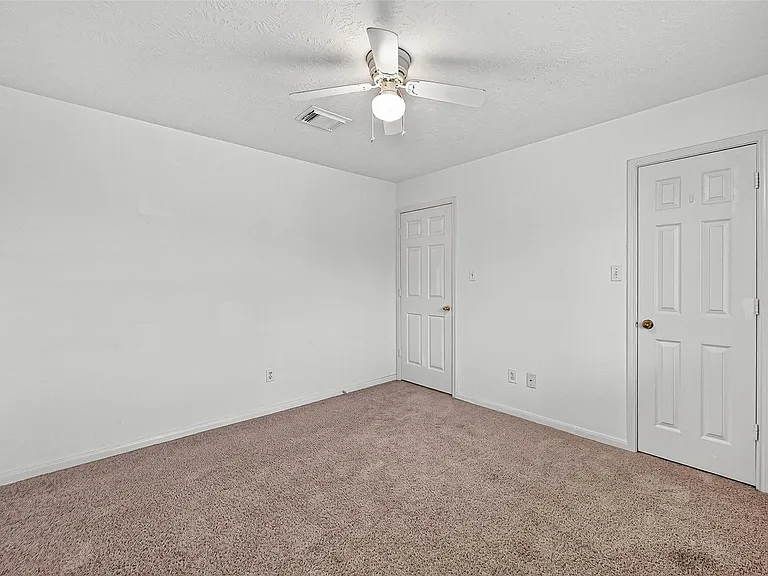 19207 Rebel Yell Dr — Photo 22