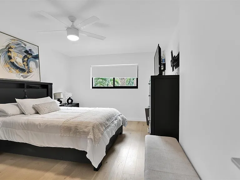 1035 Boca Cove Ln — Photo 48