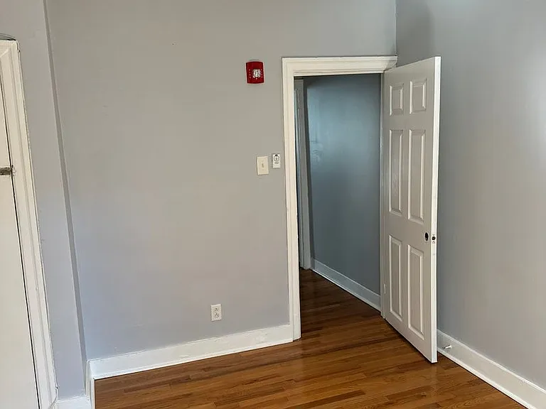 Walnut_5236 — Photo 12