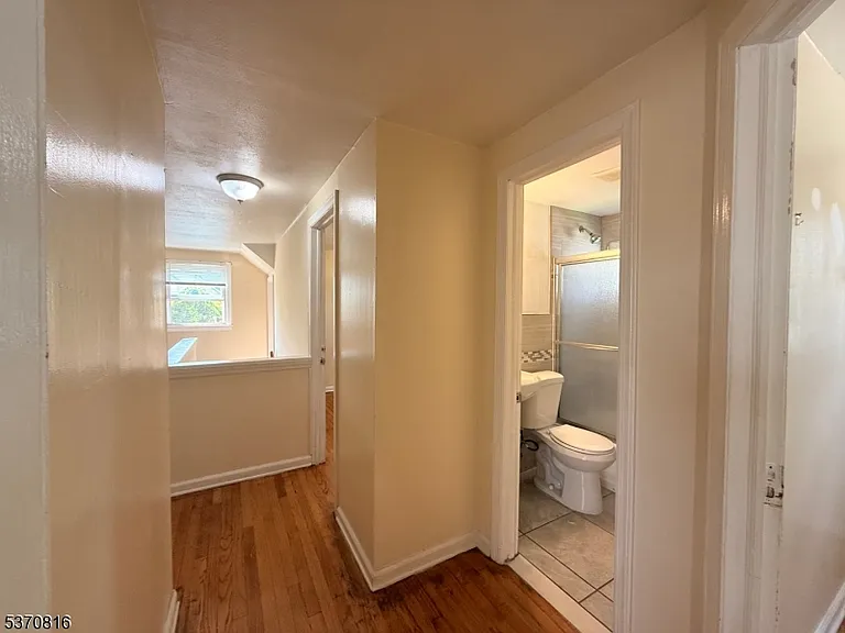183 Reeve Ter — Photo 19