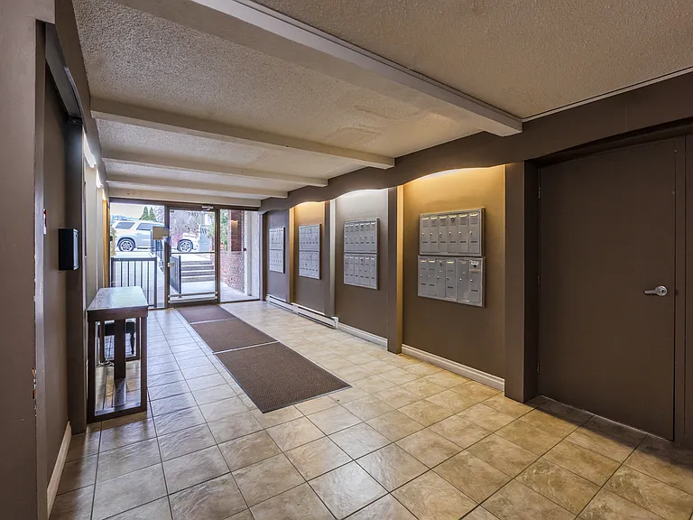 165 Edmonton Ave — Photo 15