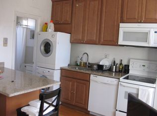 6 Charter St #4, Boston, MA 02113