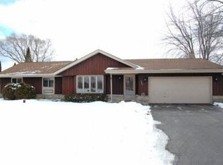 1446 County Road C, Grafton, WI 53024