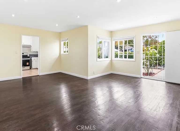 703 S Harbor Blvd — Photo 34