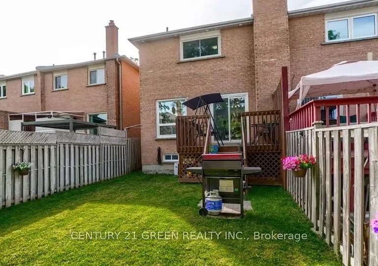 849 Millworks Cres — Photo 26