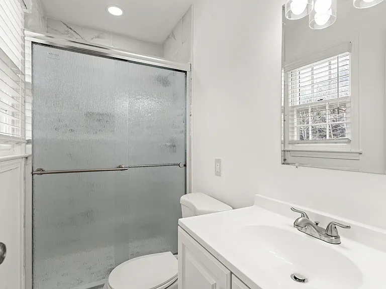 211 Murphy Ave — Photo 7
