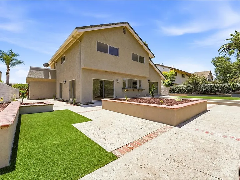 845 Woodcrest Ave — Photo 31