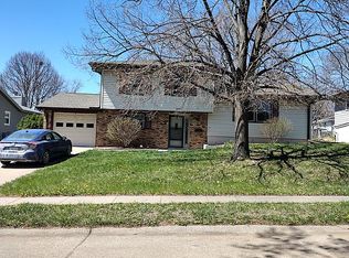 2924 S 136th St, Omaha, NE 68144