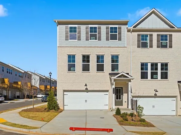 6137 Wayburn St, Tucker, GA 30084